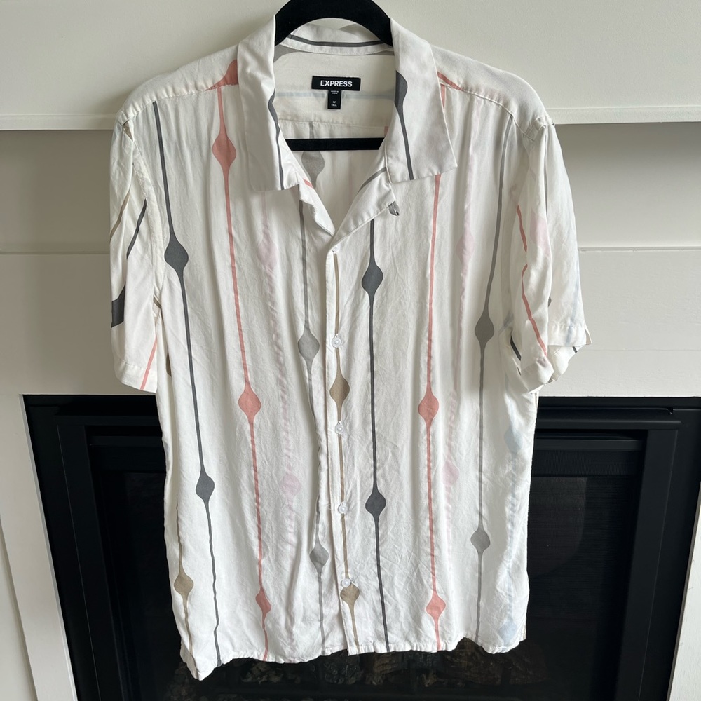 Express Men’s Geo Print Camp Collar Shirt - Picture 4 of 4